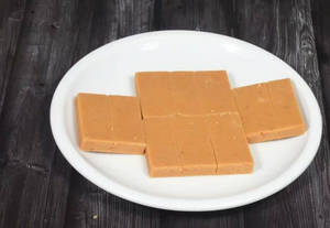 Bikaneri Burfi