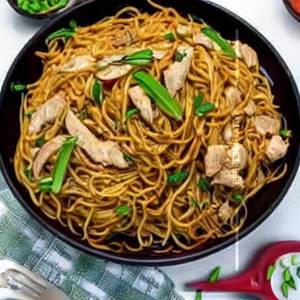Chicken Burnt Garlic Noodle