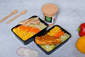Chicken Meal Box + Roasted Chicken Breast + Banana Papaya Smoothie
