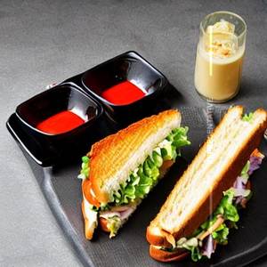 Chessy chicken sandwich