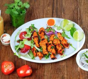 Achari chicken tikka salad