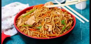 Chicken Hong Kong Noodles