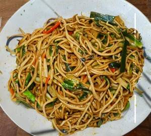 Veg Burn Garlic Noodles