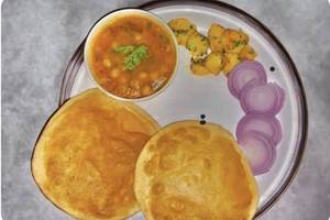 Chana Puri Combo