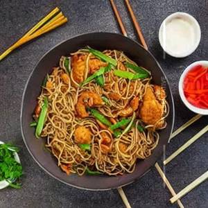 Pan Fried Noodles Chicken