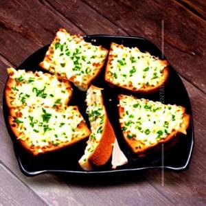 Square Cheese Garlic Bread
