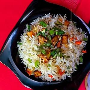 Paneer Burnt Garlic Fried Rice