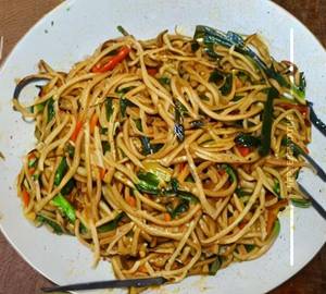 Veg Burnt Garlic Noodles