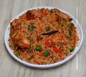 Chicken schezwan fried rice