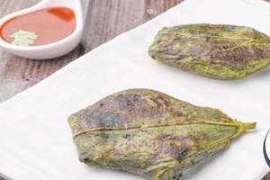 Chicken Patra Poda