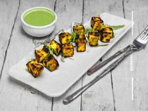 Paneer Hariyali Tikka Dry