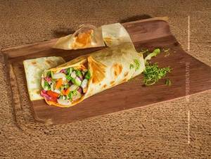 Veg Schezwan Cheese Frankie