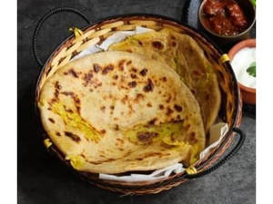 Aloo Tawa Paratha