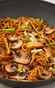 Mushroom Chowmein