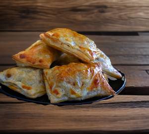 Flaky Veg Puff
