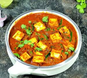 Muttor paneer