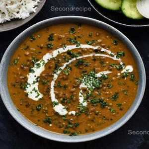Punjabi Maa Ki Dal (black ) In Mati Handi