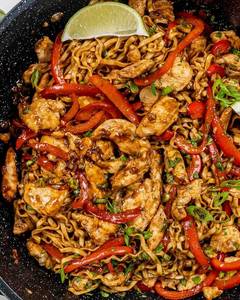Chicken Garlic Chowmein