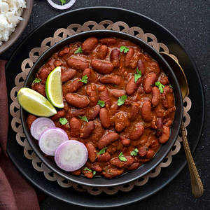Punjabi Rajma In Mati Handi