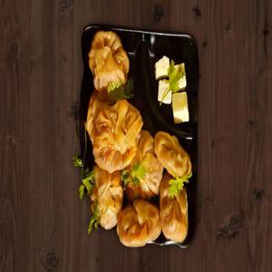 Panner steamed momos [8 pieces]