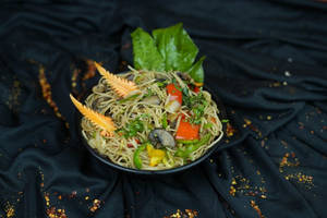Veg Hakka Noodles