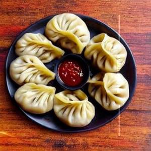 Chilli Veg Momos (8 Pcs)