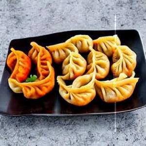 Veg Chilly Momos & Paneer Chilly Momos
