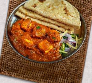 Paneer Massala + 5 Roti