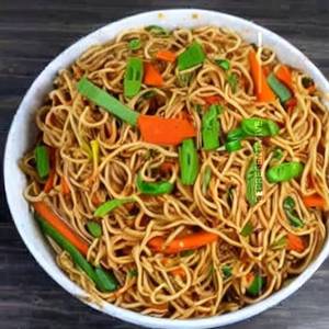 Veg Hakka Noodles 