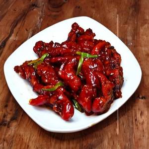 Boneless chilli chicken