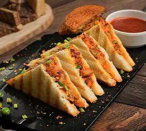 Atti's Classic Chicken Sandwich