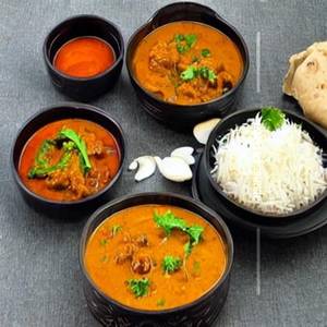 Dal Kolhapuri