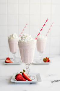 Strawberry Shake
