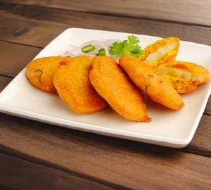 Aloo Bajji [5 Pieces]