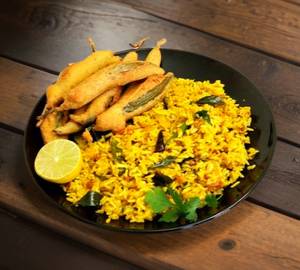 Uggani Bajji [2 Pieces Bajji]