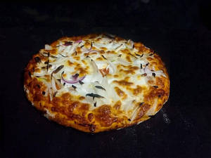 Onion Pizza