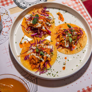 Pork Indyal(vindaloo) Tacos