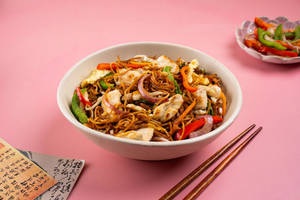 Hawker's Chowmein- Chicken