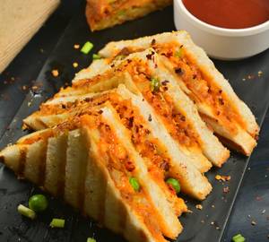 Atti's Classic Veg Sandwich