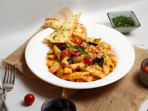 Veg Mixed Sauce Pasta