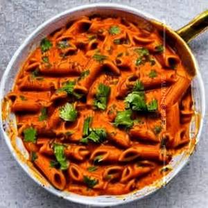 Veg makhani pasta
