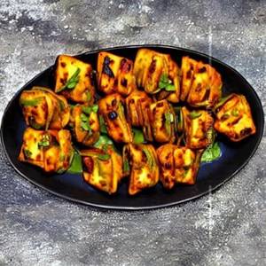 Paneer Sanganeri Tandoori Fried Momos