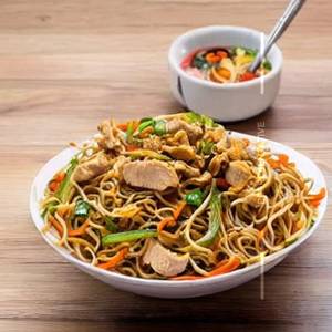 Chicken Hakka Noodles