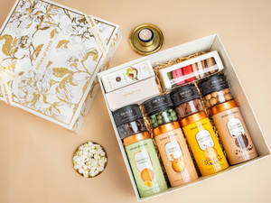 Magnolia Gourmet Gift Hampers