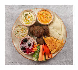 Mezze Platter  - Large With Chicken