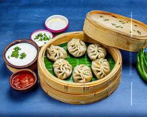 Steam Veg Momos