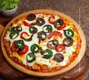 Veggie heaven pizza       