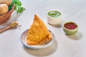 Aloo Samosa (1 Pc)