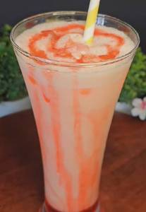 Strawberry Lassi 250 Ml