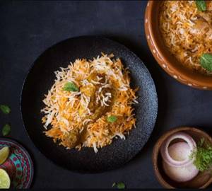 Awadhi Chicken Biriyani Boneless